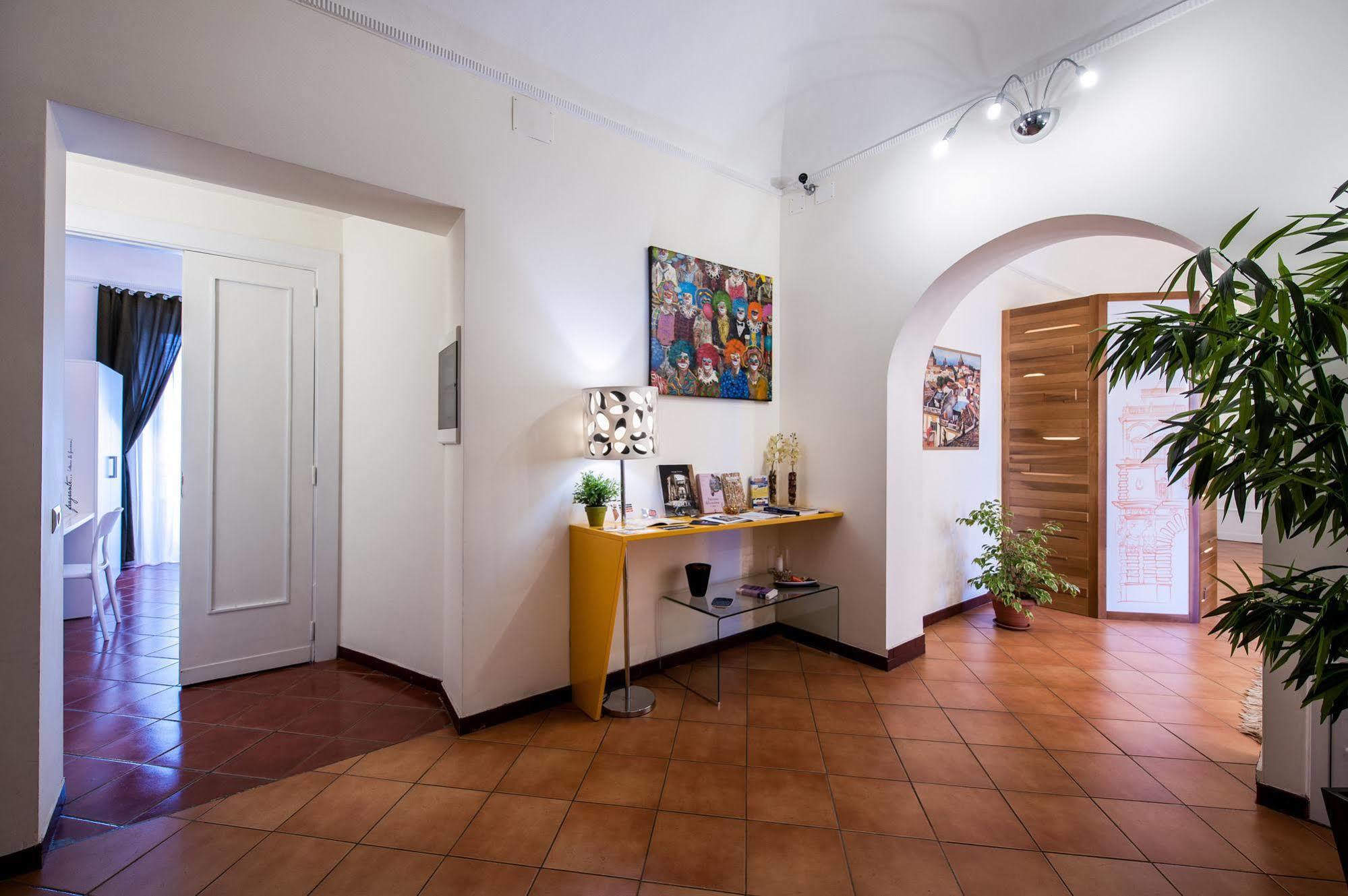 B&B Palazzo Reale ปาแลร์โม ภายนอก รูปภาพ